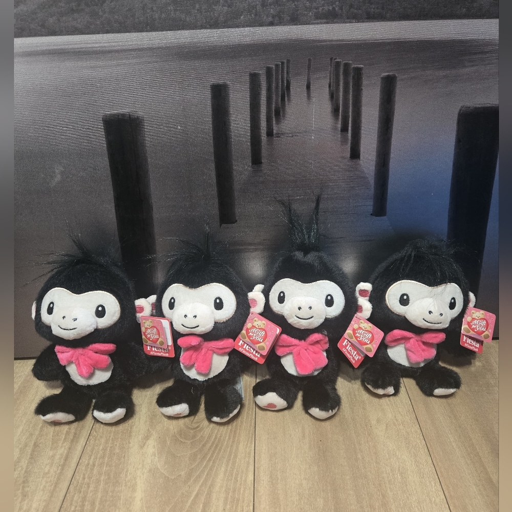 Fiesta Martin The Gorilla Adorable Black and Pink Plush Toy Set 4 - Picture 9 of 10